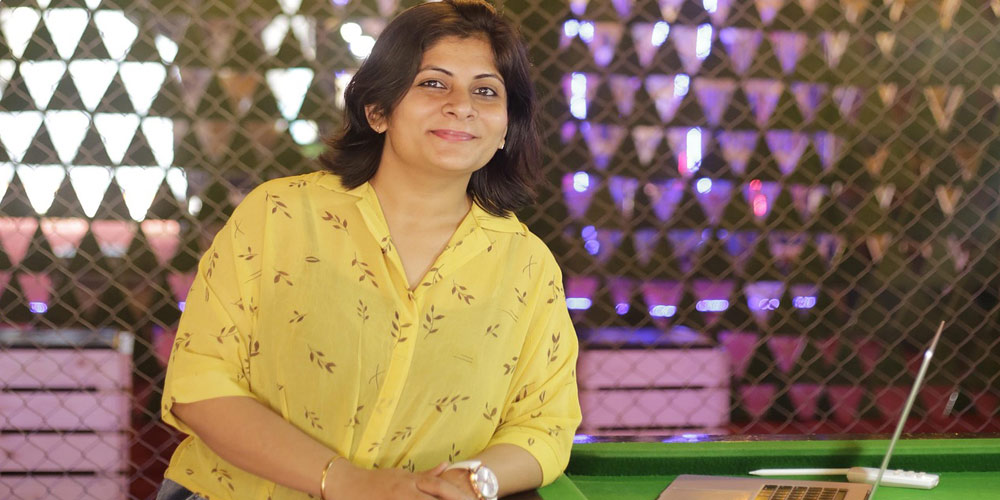 Solopreneurs can benefit from Coworking spaces to reduce loneliness.